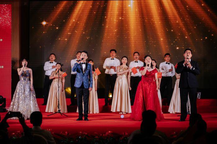 27、《明天會(huì)更好》東部建設(shè)管理部